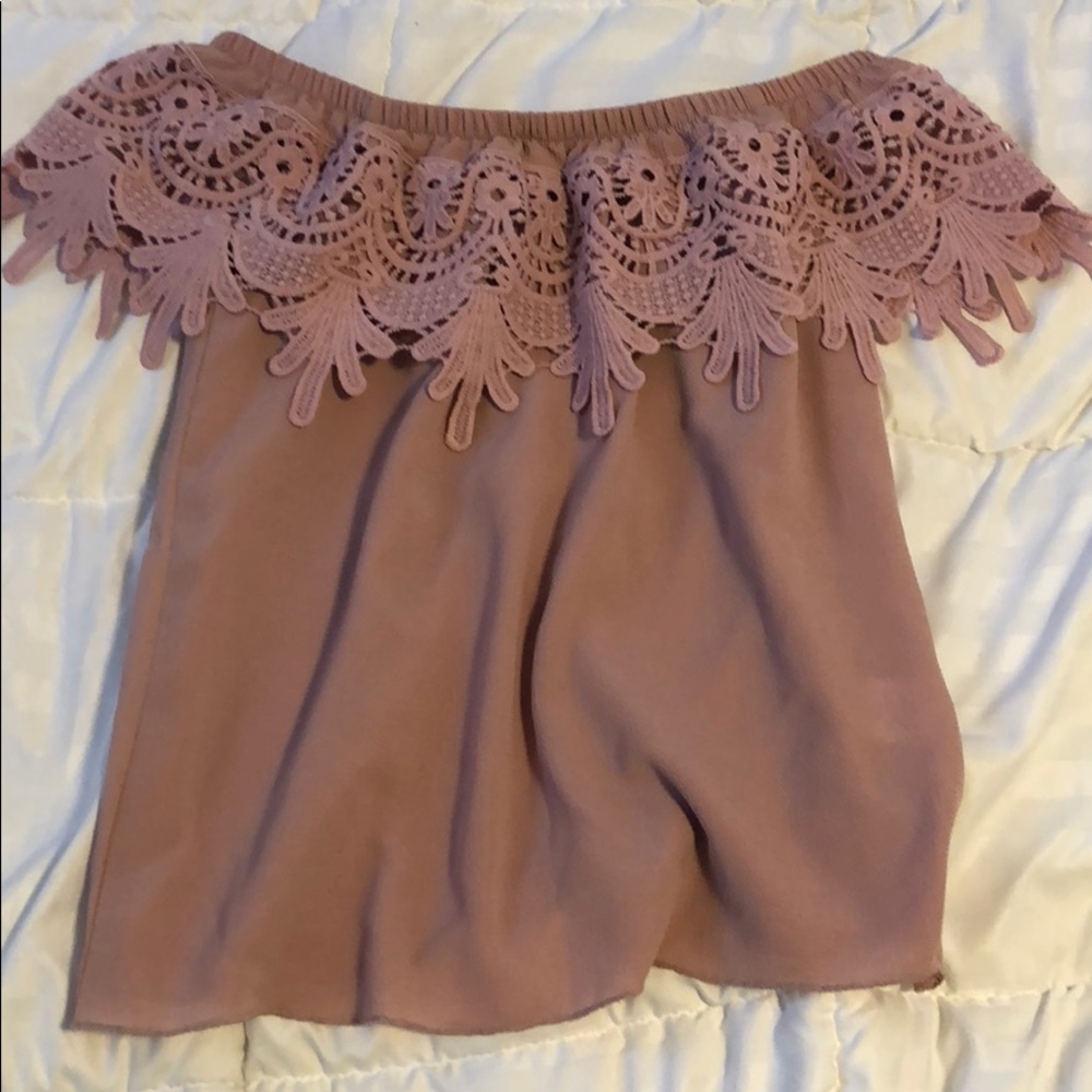 Women’s shirt shoulderless